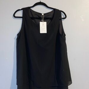 Chic Black Sleeveless Blouse